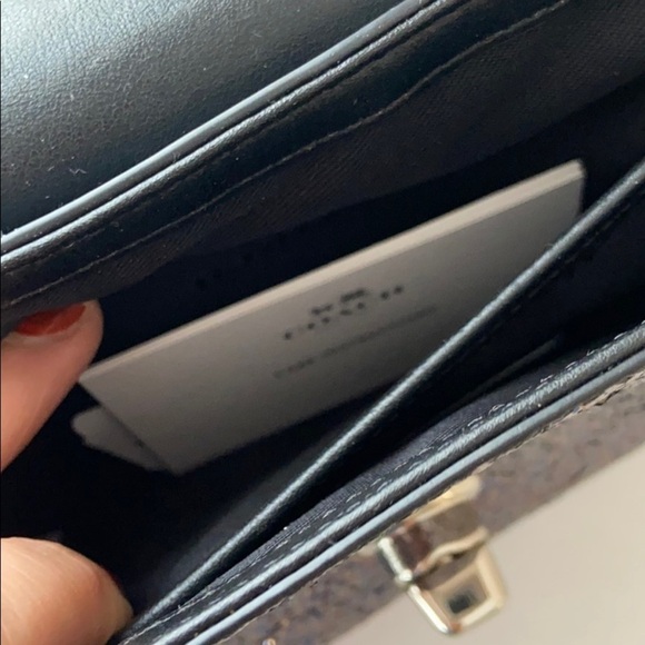 𝅺COACH Clutch/Crossbody Bag - Picture 9 of 9